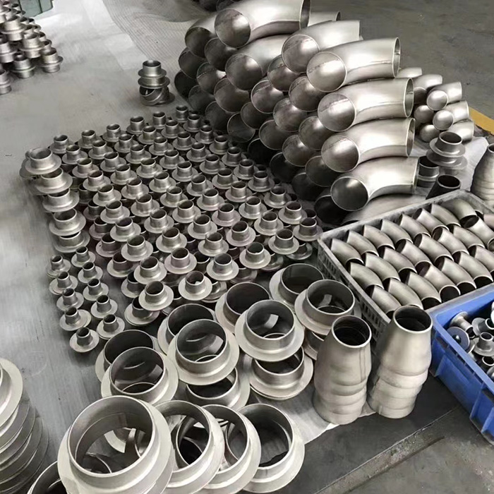 全规格钛管件库存实拍-钛弯头三通大小头集合